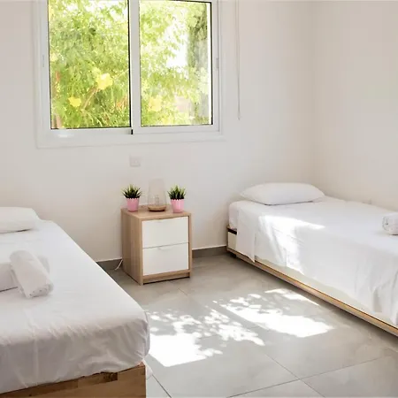 Carme At The - Mythical Sands Apartman *