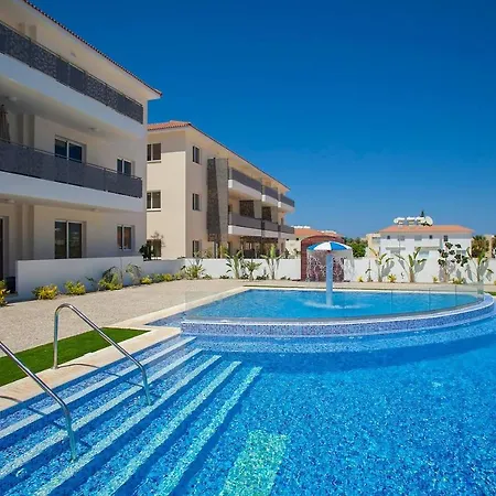 Carme At The - Mythical Sands Apartamento Paralimni